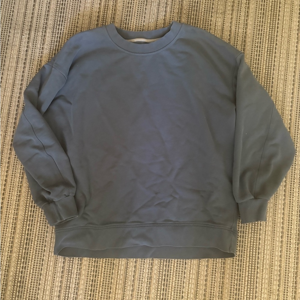 lululemon athletica blue crewneck